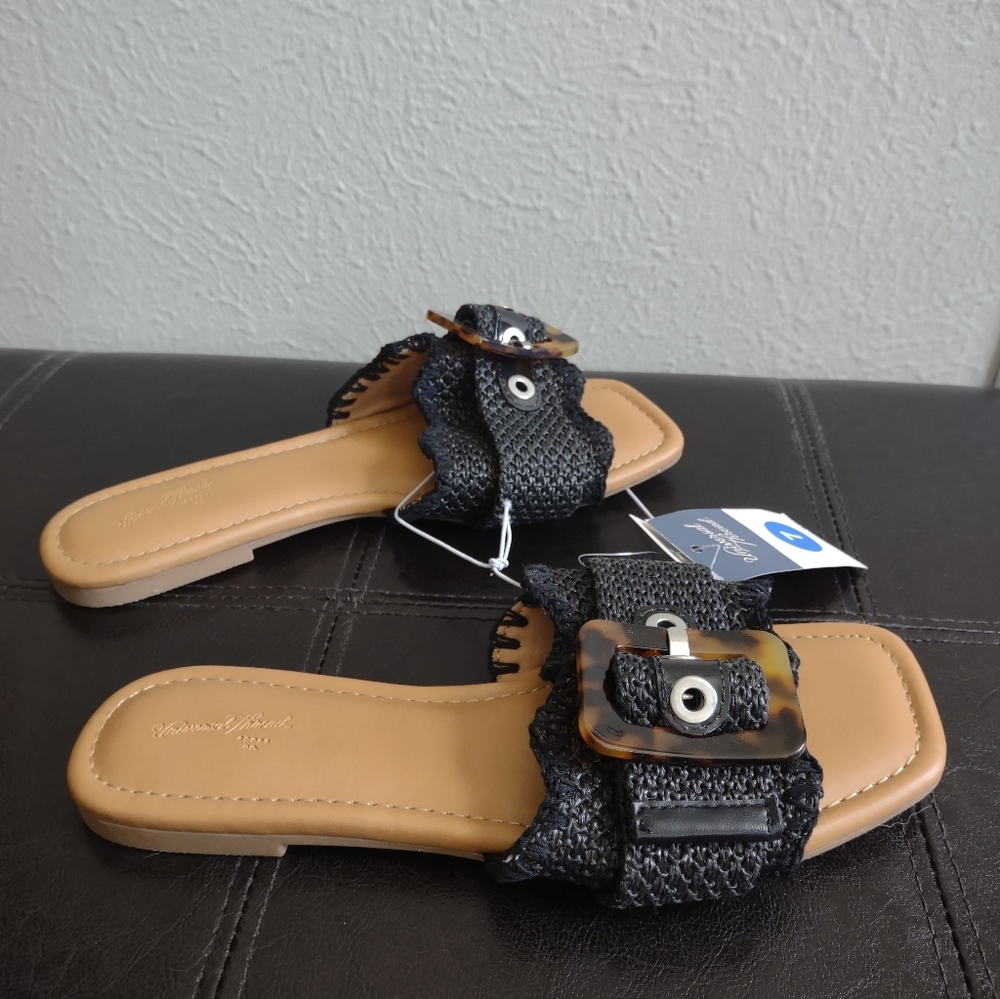 Universal Thread Chrissy Slides - Black Woven Strap & Tortoise Buckle - 7 - Picture 3 of 9
